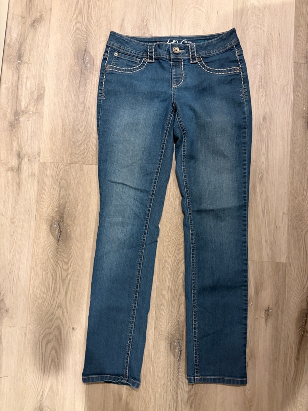 INC International Concepts Women's Medium Blue Straight-Leg Jeans